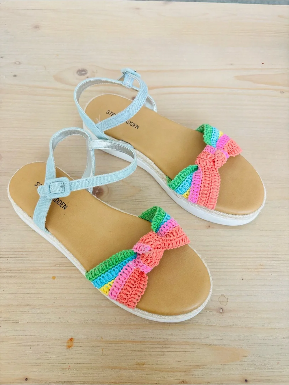 Steve Madden Girls Rainbow Crochet Sandals Size 5 Multicolor‎ Summer Shoes